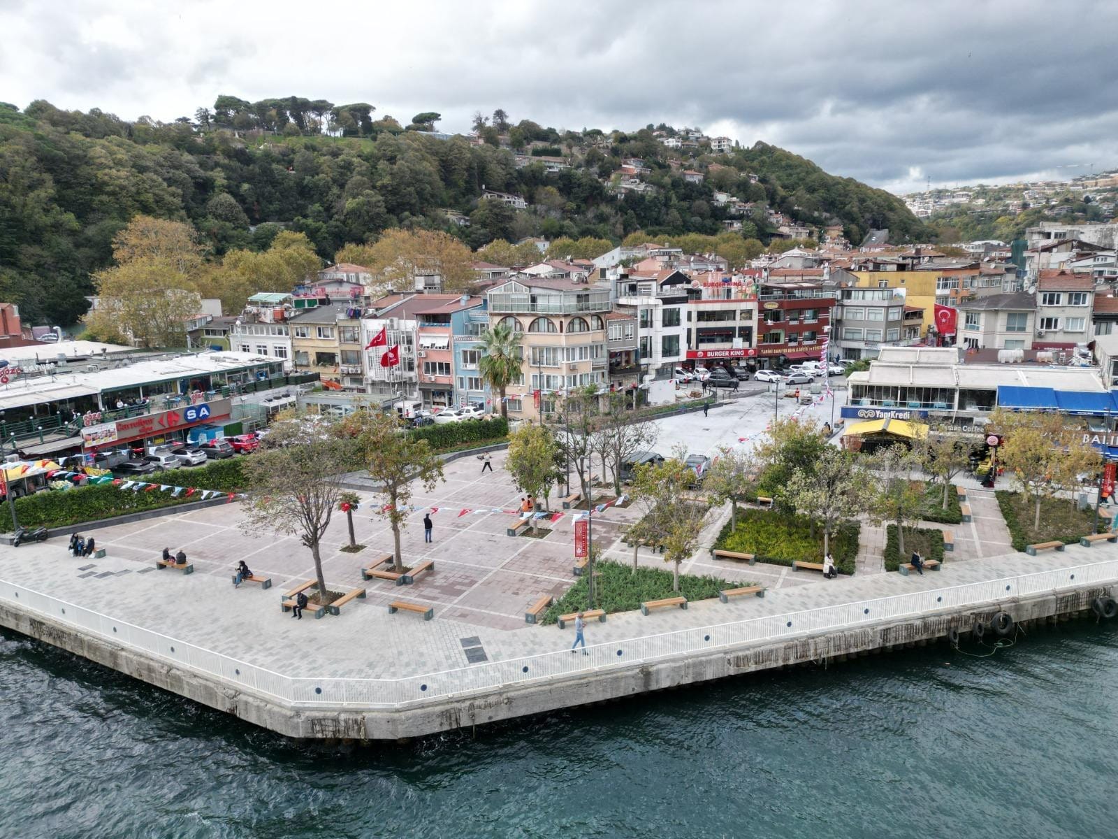 1730102125-sariyer-meydani-2-wlzv