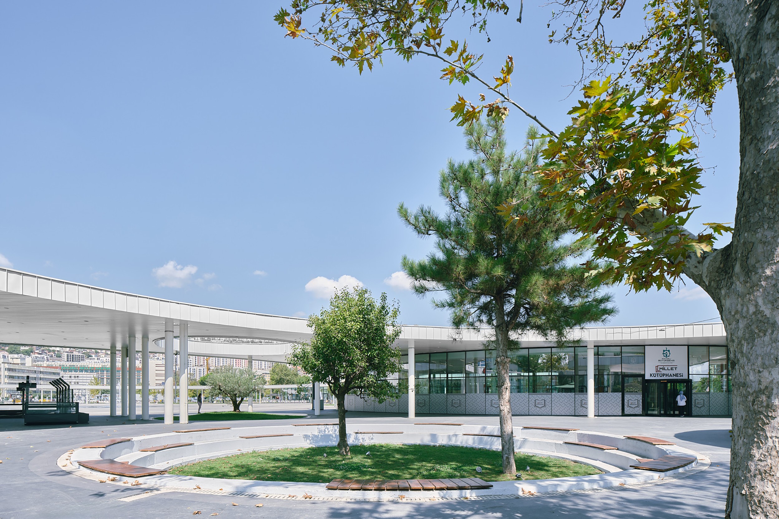 EKAP5773_kkmW © 2025