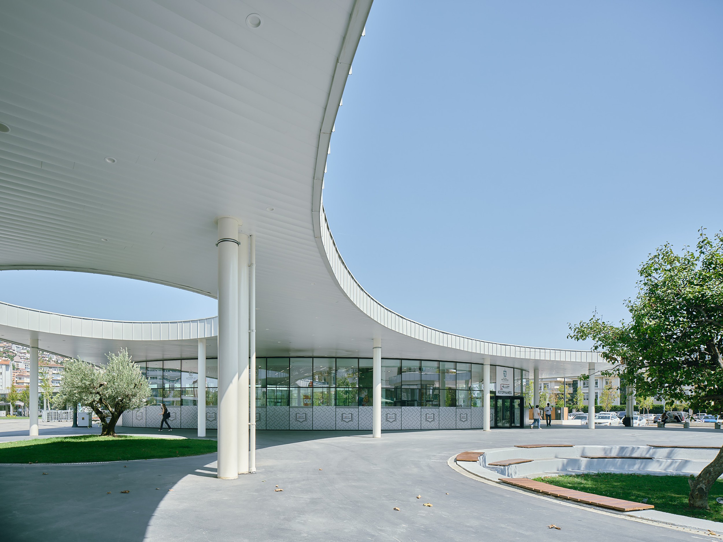 EKAP5806_kkmW © 2025