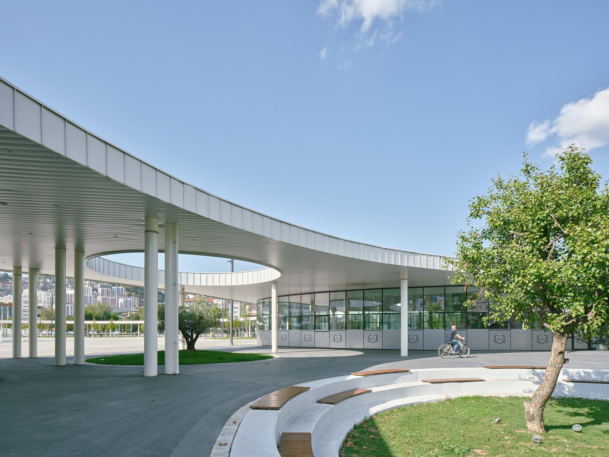 EKAP6079_kkmW © 2025