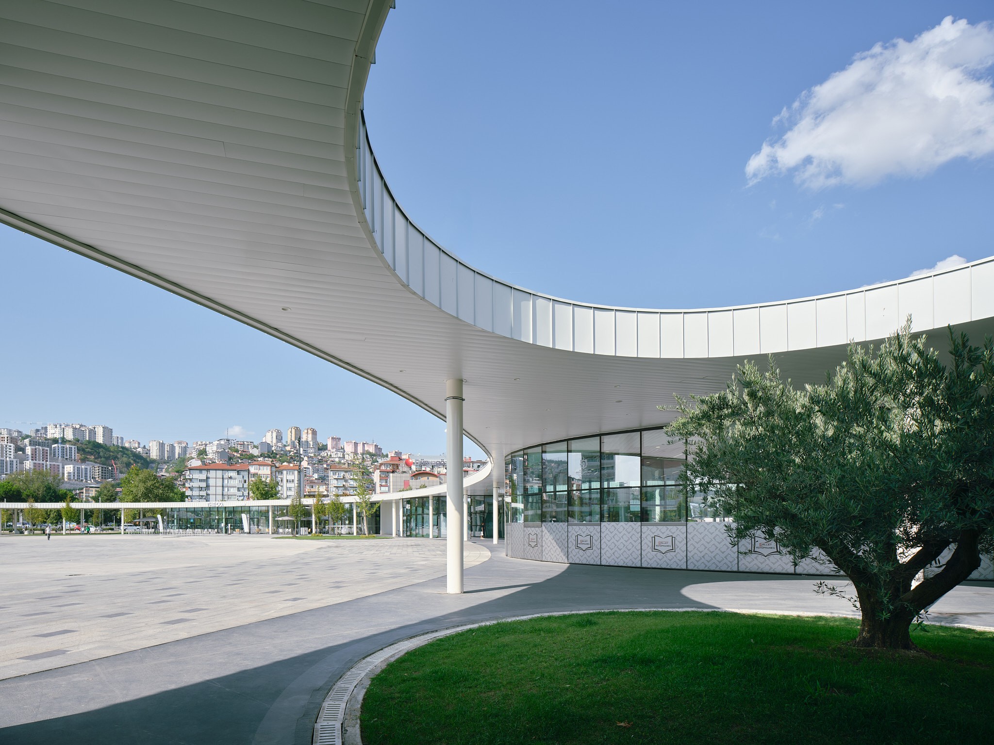 EKAP6082_kkmW © 2025