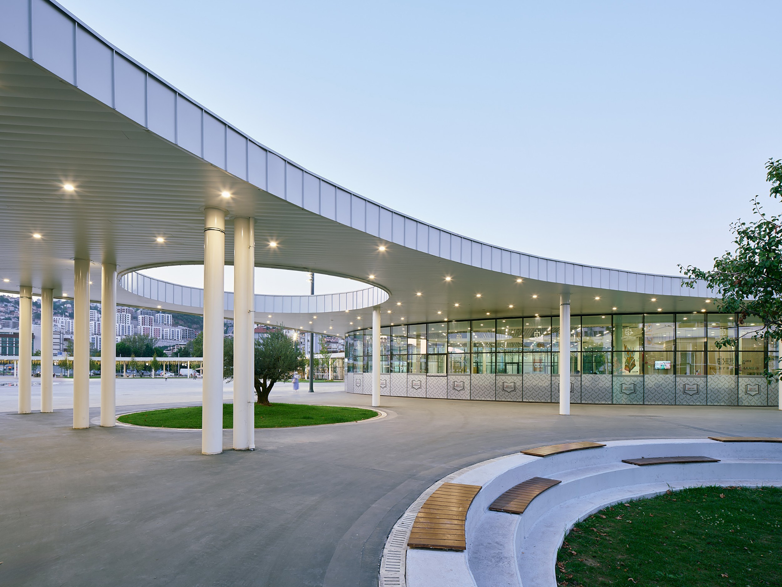 EKAP6376_kkmW © 2025