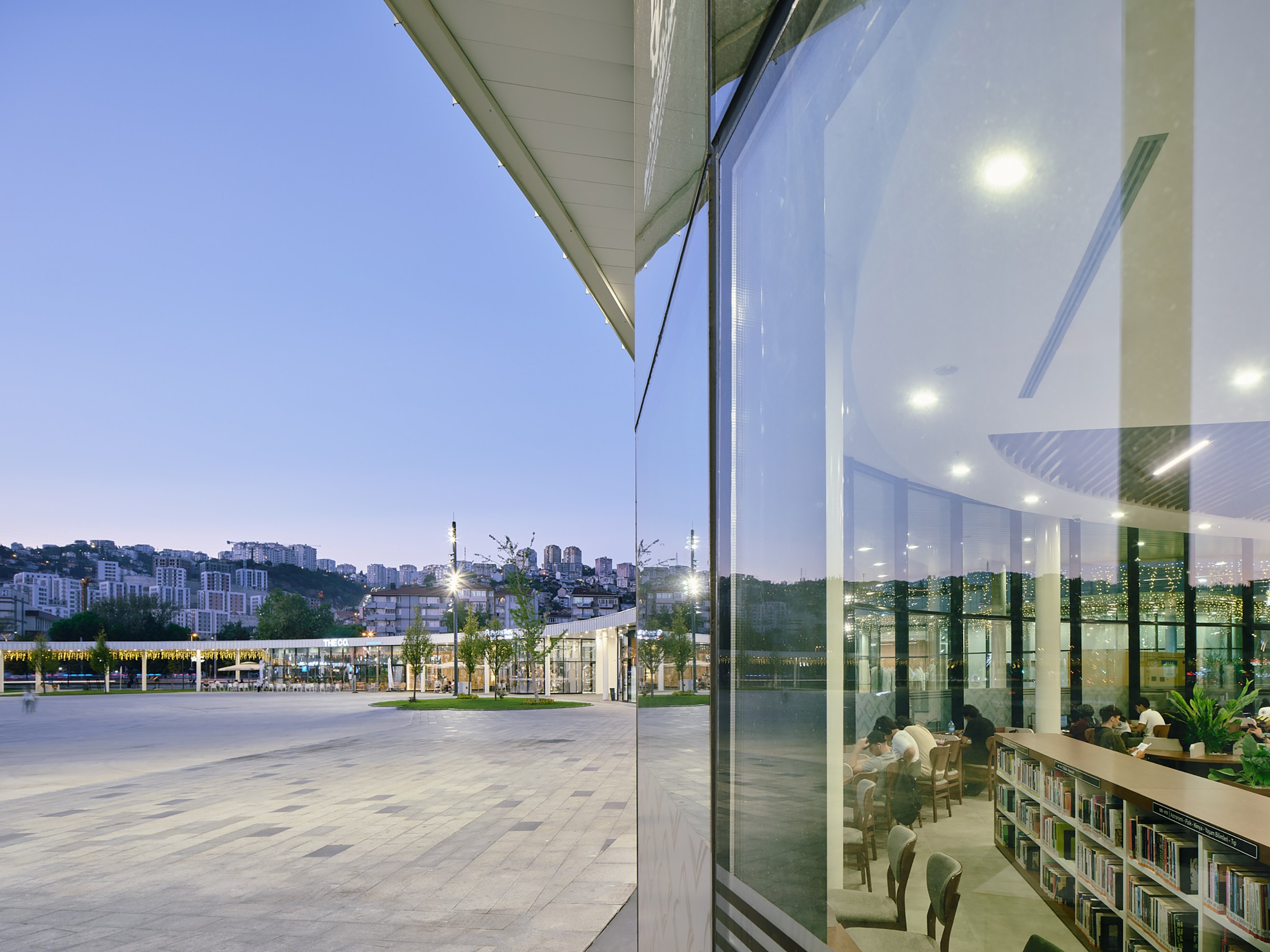 EKAP6410_kkmW © 2025